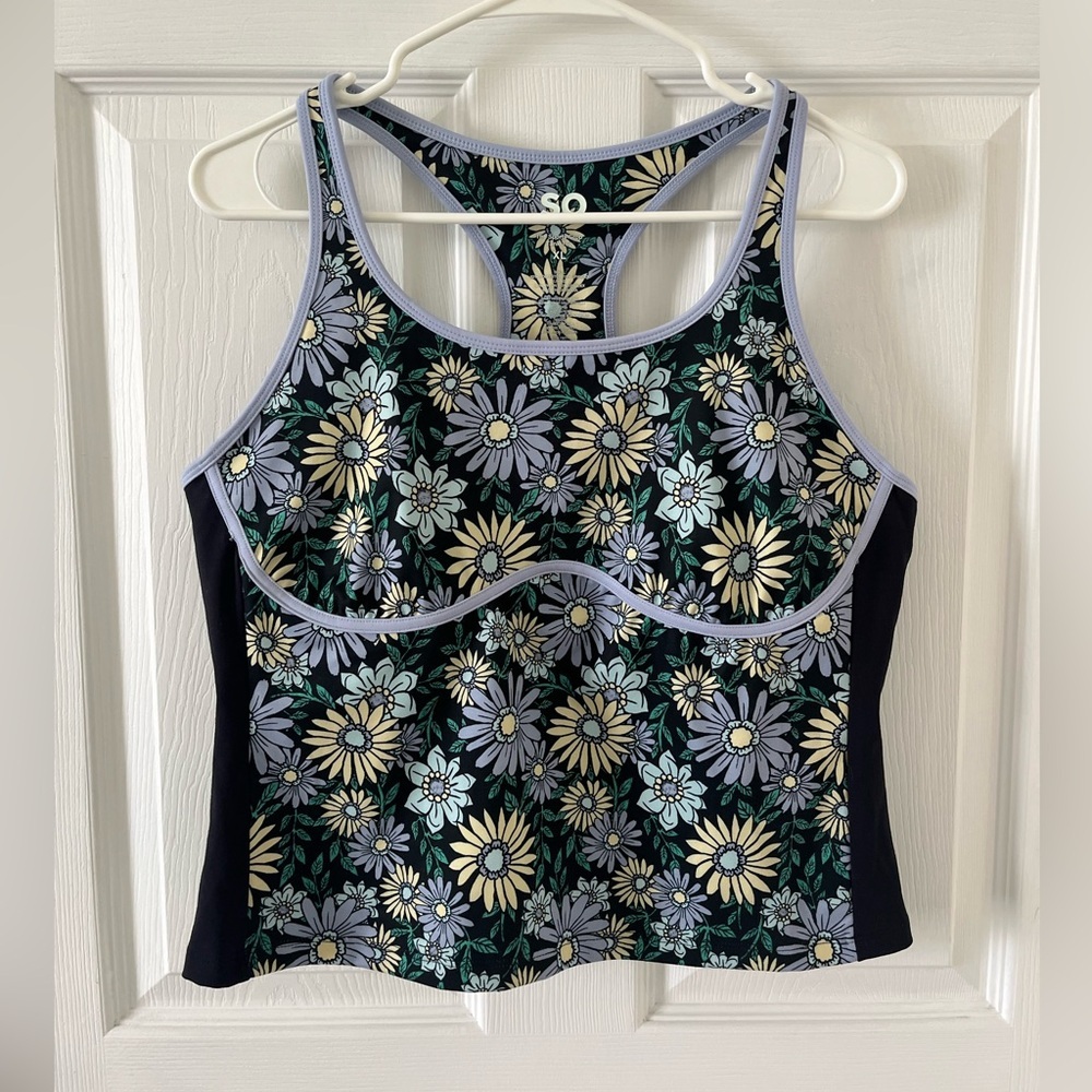 SO Sporty Floral Cropped Tank Top - Daisy Print